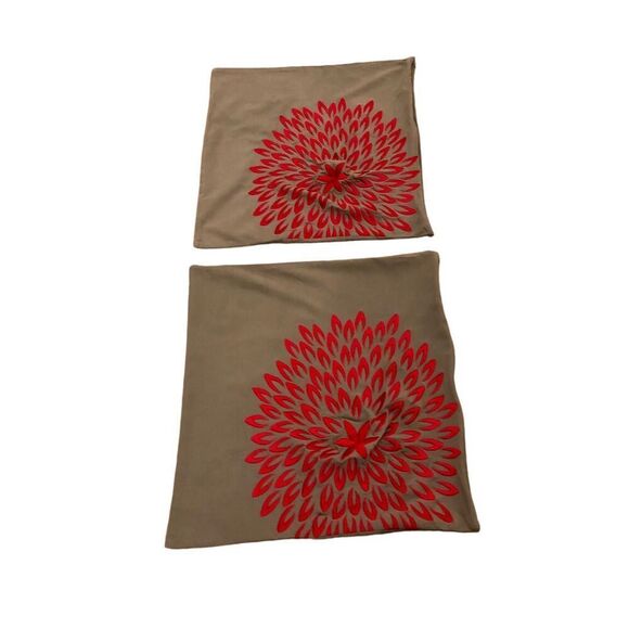 2 22” x 24” Pillow Covers Grey with Red Embroidered Flower Sunburst Full Zip Was - Picture 8 of 16